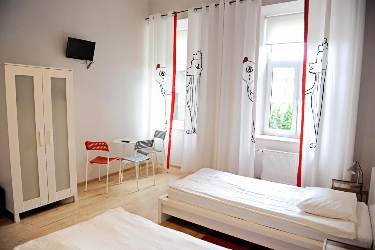 Cent Hostel Lublin Exteriör bild