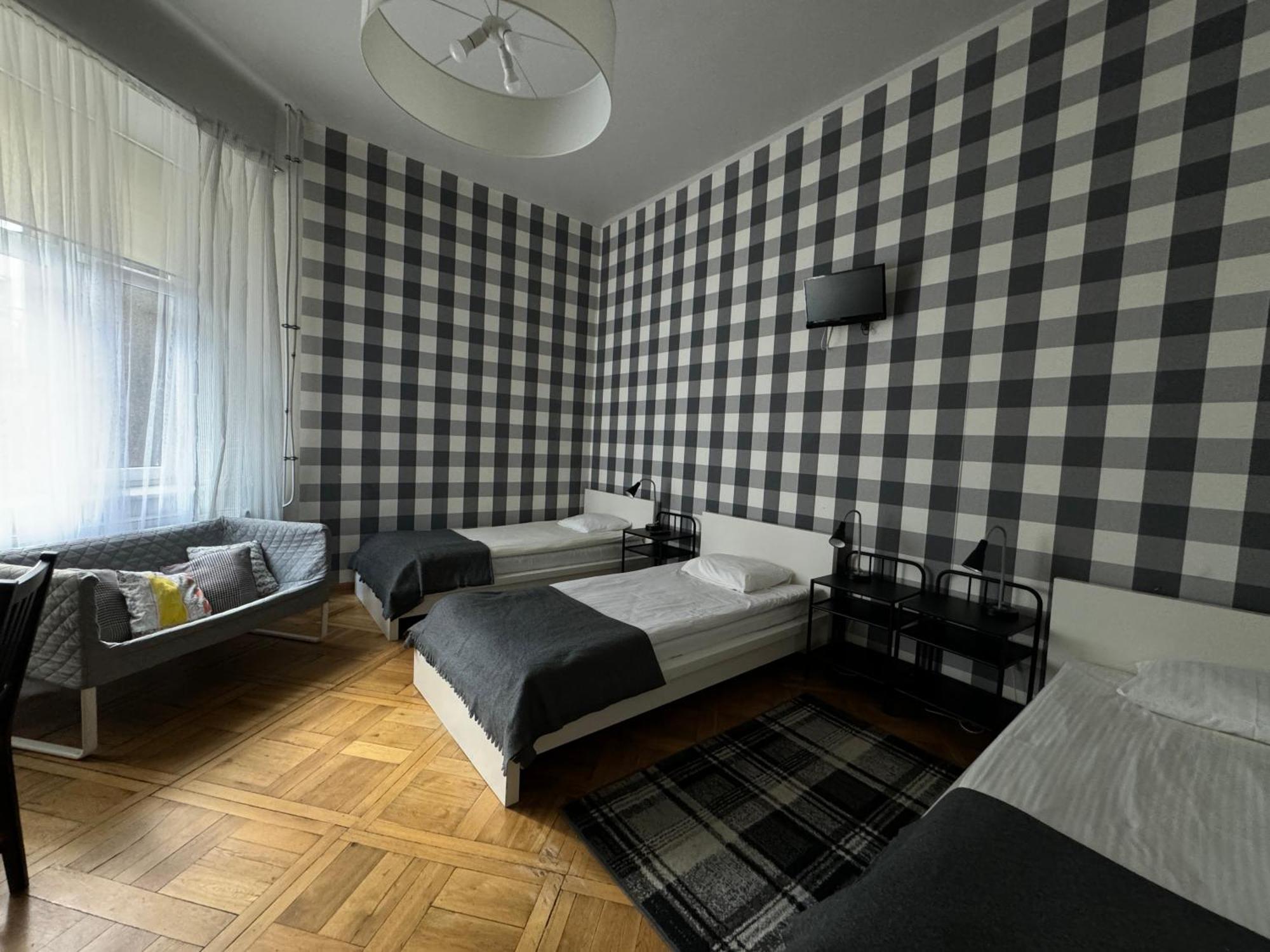 Cent Hostel Lublin Exteriör bild