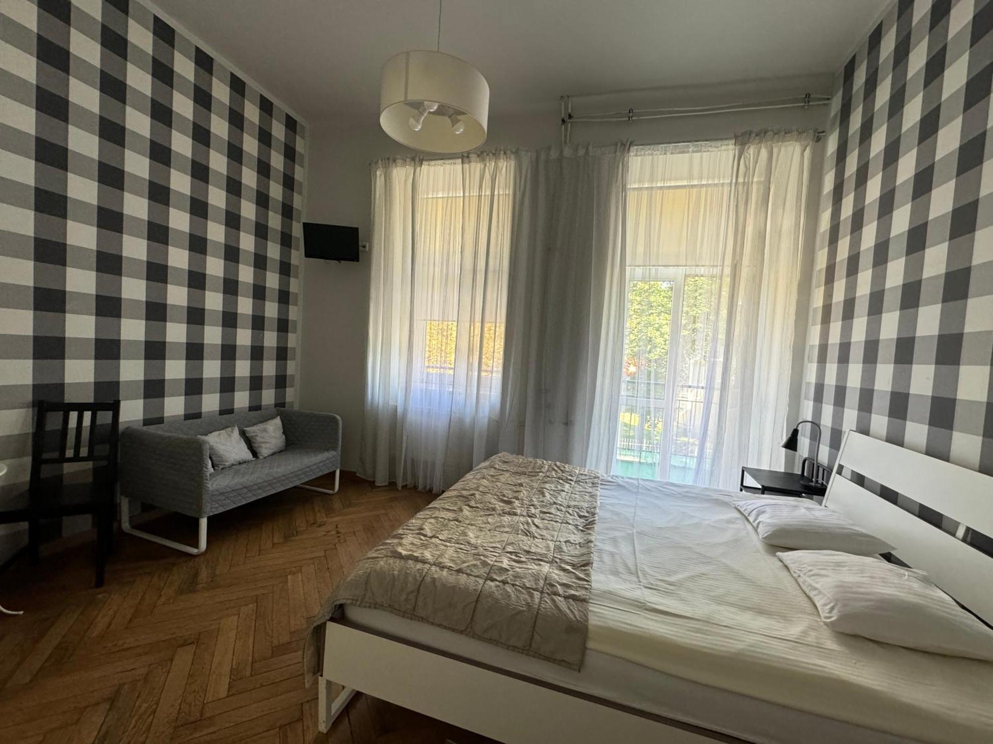 Cent Hostel Lublin Exteriör bild
